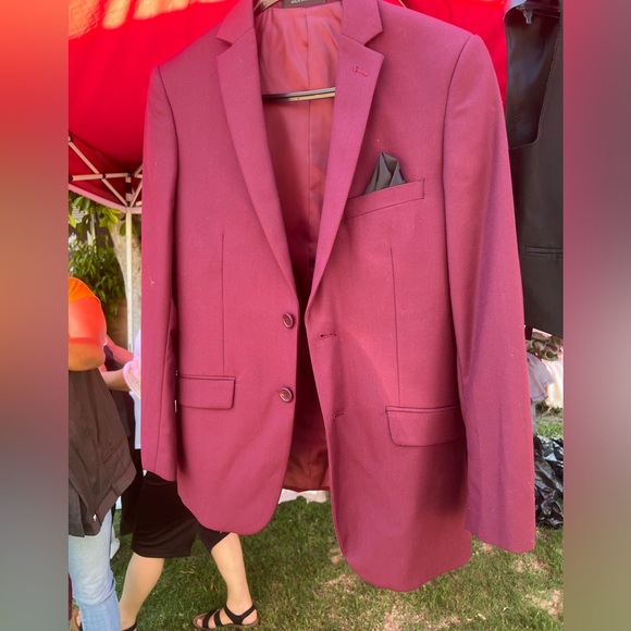 Worn once. In great condition - Picture 3 of 5